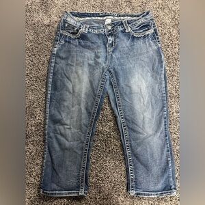 Maurice’s Capris 9/10